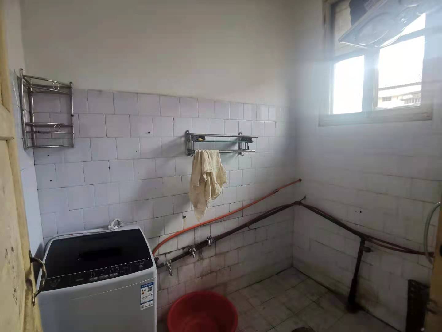 棉纺厂单位房  3室2厅1卫    40.8万 棉纺厂单位房  3室2厅1卫    40.8万卫生间