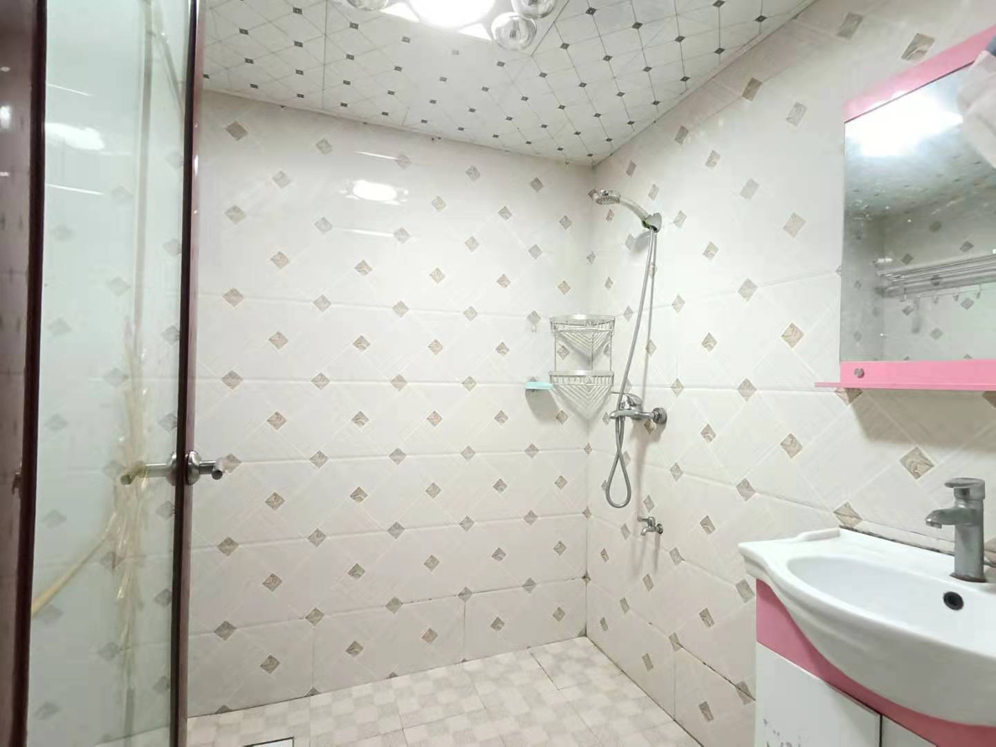 世纪名城  1室1厅1卫    1200.0元/月 世纪名城  1室1厅1卫    1200.0元/月室内图