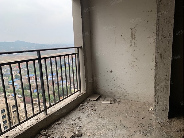 孙水明珠  4室2厅2卫    61.8万 孙水明珠  4室2厅2卫    61.8万阳台