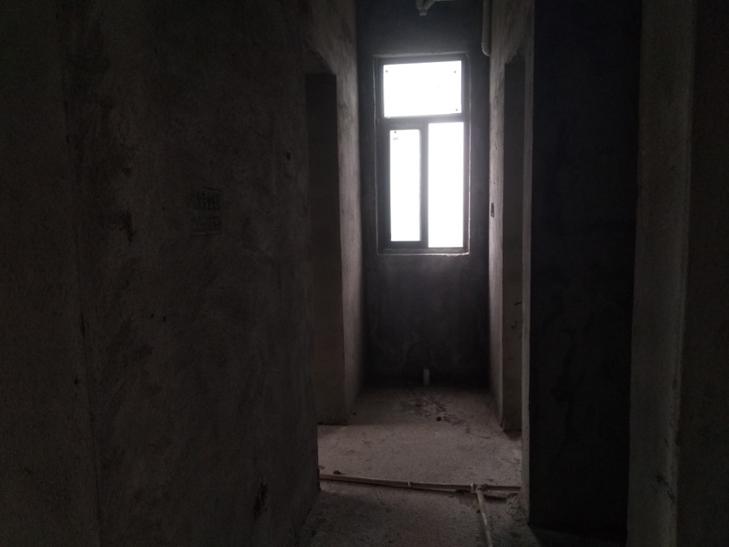 金苑小区  3室2厅2卫    80.0万厨房