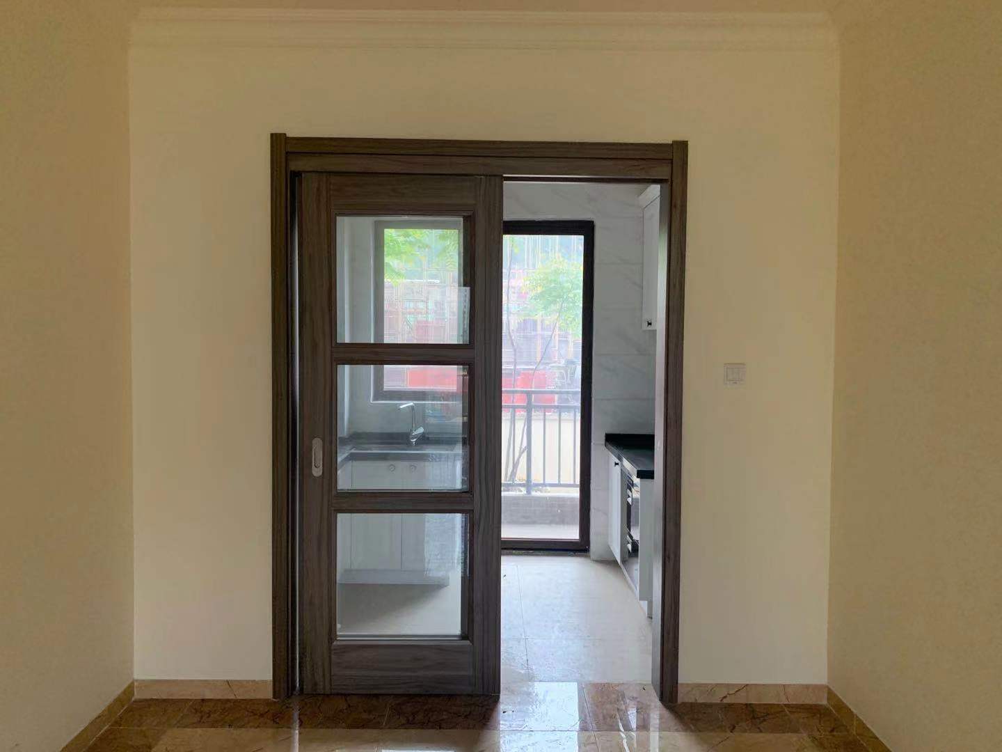 碧桂园豪园 3室2厅2卫 78.8万 碧桂园豪园 3室2厅2卫 78.8万客厅