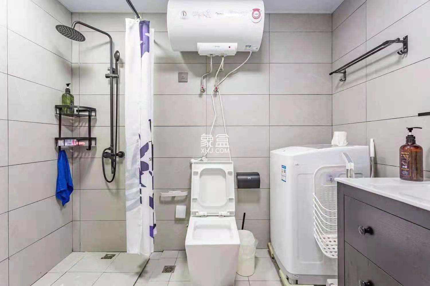 华南城市广场  1室1厅1卫   1700.00元/月