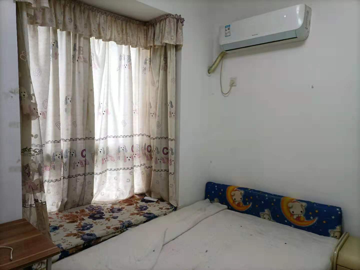 学府花园(文苑瑞景) 3室2厅2卫 1700.0元/月 学府花园(文苑瑞景) 3室2厅2卫 1700.0元/月室内图