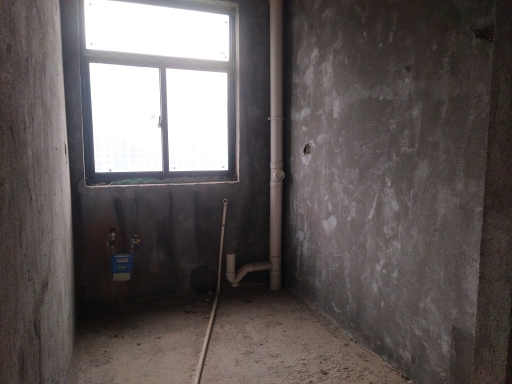 金苑小区  3室2厅2卫    80.0万卧室