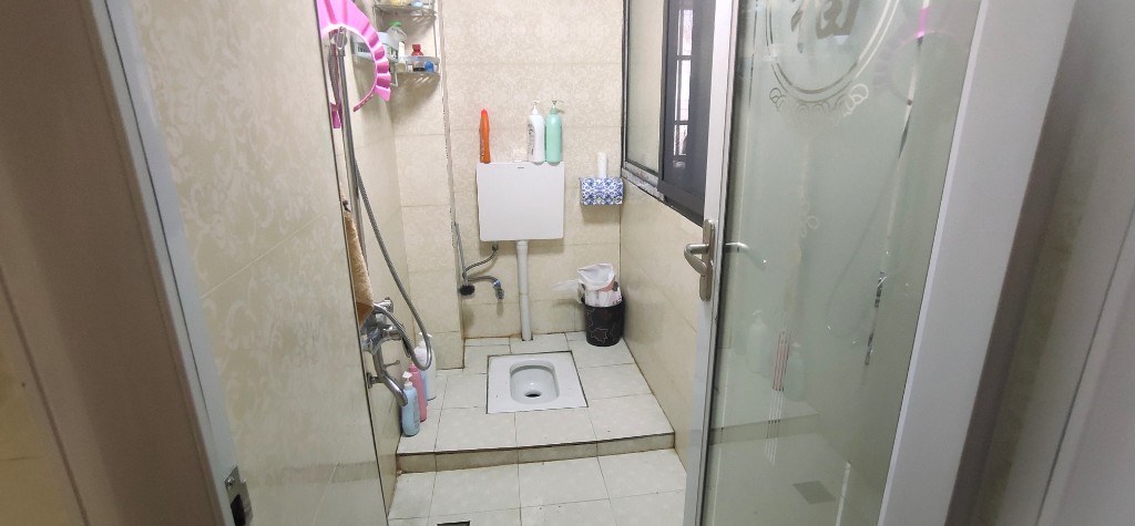 铂金汉宫 3室2厅2卫 90.0万 铂金汉宫 3室2厅2卫 90.0万客厅