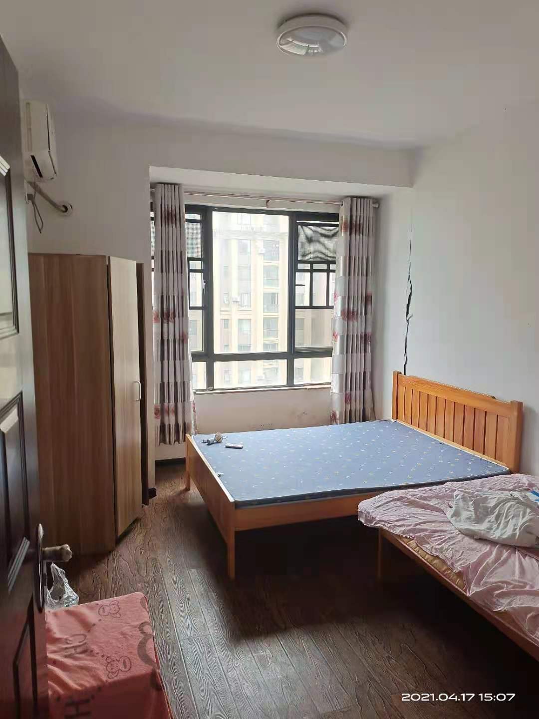 新华都万家城 3室2厅1卫 3000.0元/月 新华都万家城 3室2厅1卫 3000.0元/月室内图