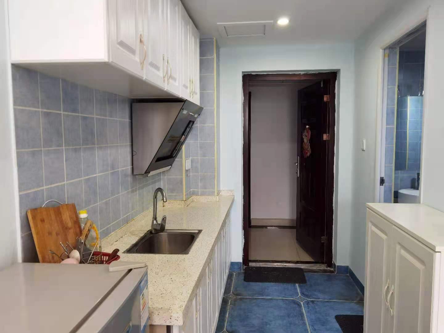 新桂公馆 1室1厅1卫 26.0万 新桂公馆 1室1厅1卫 26.0万客厅