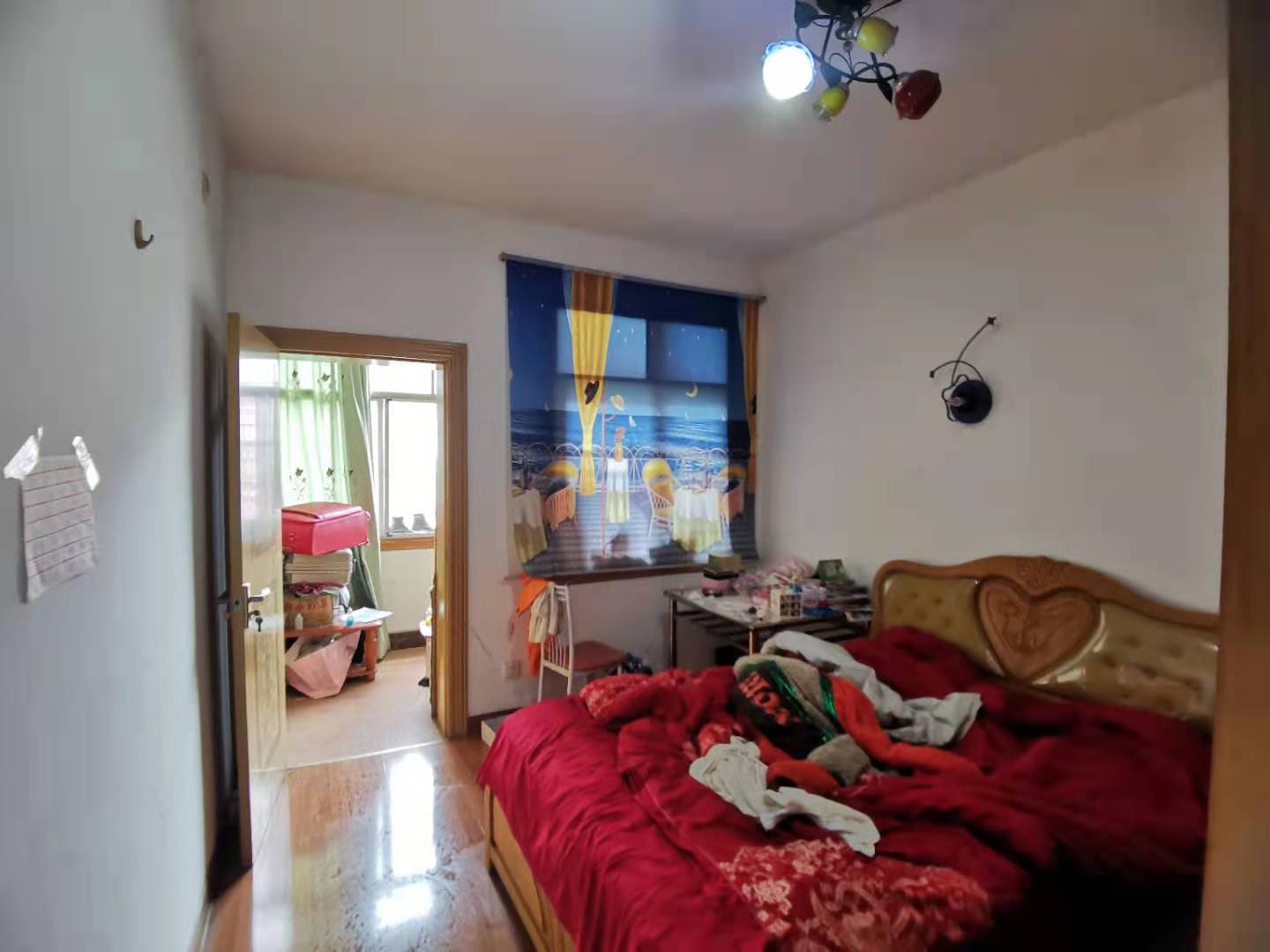 湘中园  3室2厅2卫    71.8万 湘中园  3室2厅2卫    71.8万卧室