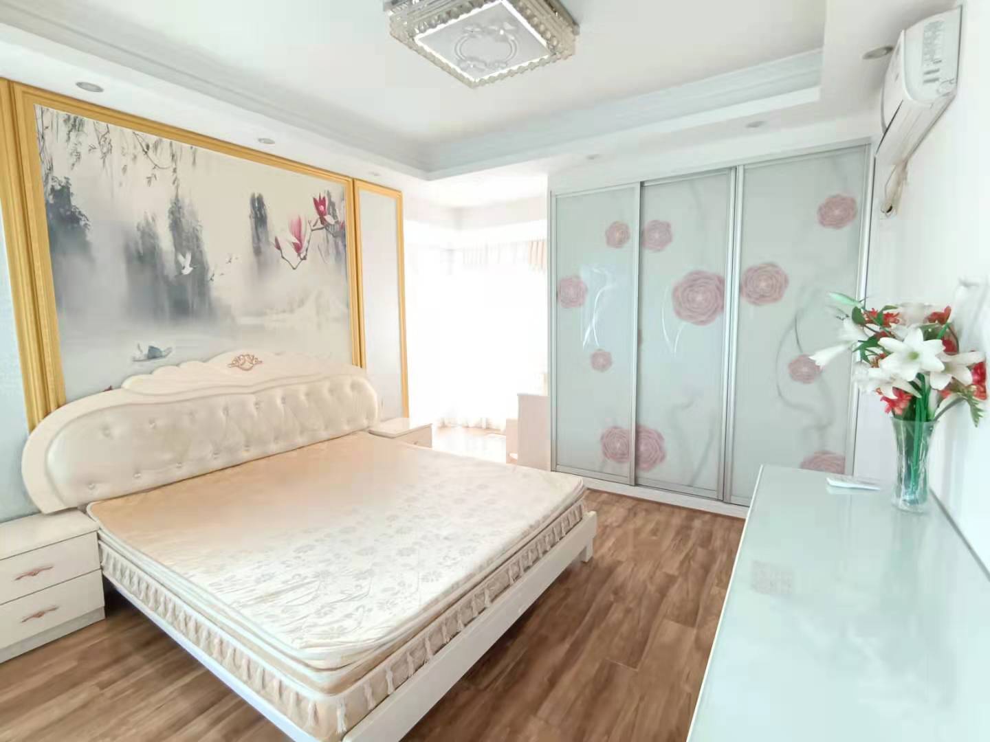 明兴花苑 3室2厅2卫 2500.0元/月 明兴花苑 3室2厅2卫 2500.0元/月小区图