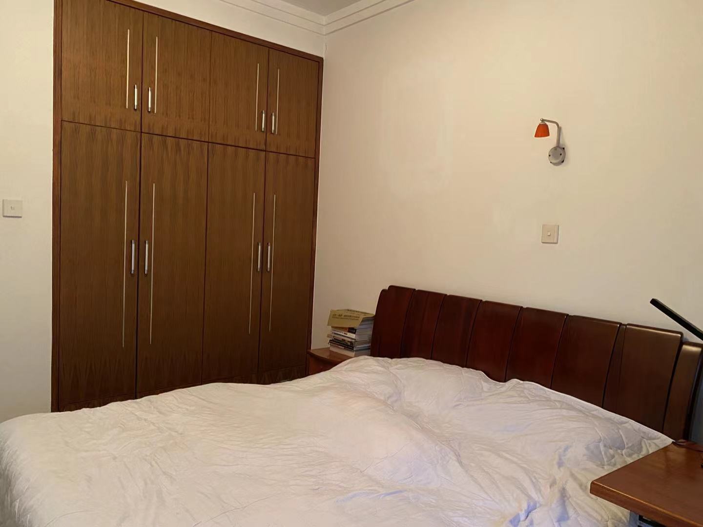 娄星区人民检察院  4室2厅1卫    88.0万 娄星区人民检察院  4室2厅1卫    88.0万卧室