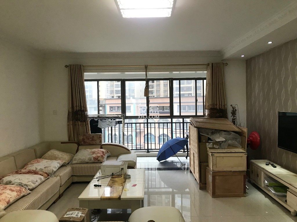 金和天下  3室2厅2卫    102.8万 金和天下  3室2厅2卫    102.8万