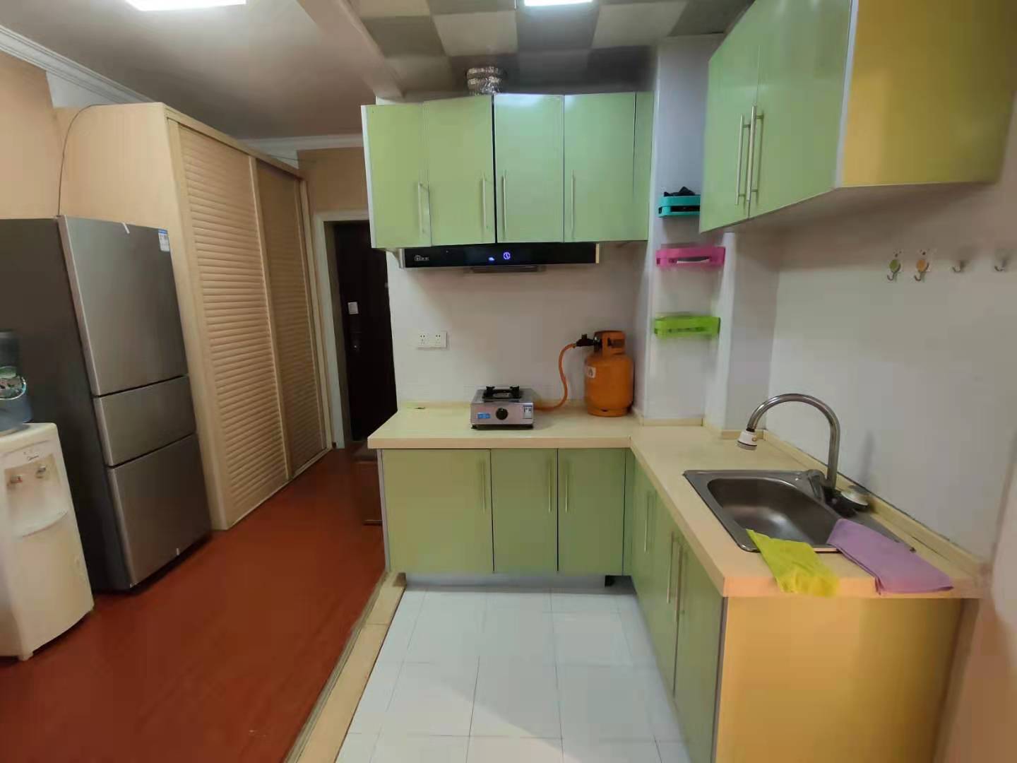 M国际  1室1厅1卫    1300.0元/月 M国际  1室1厅1卫    1300.0元/月室内图