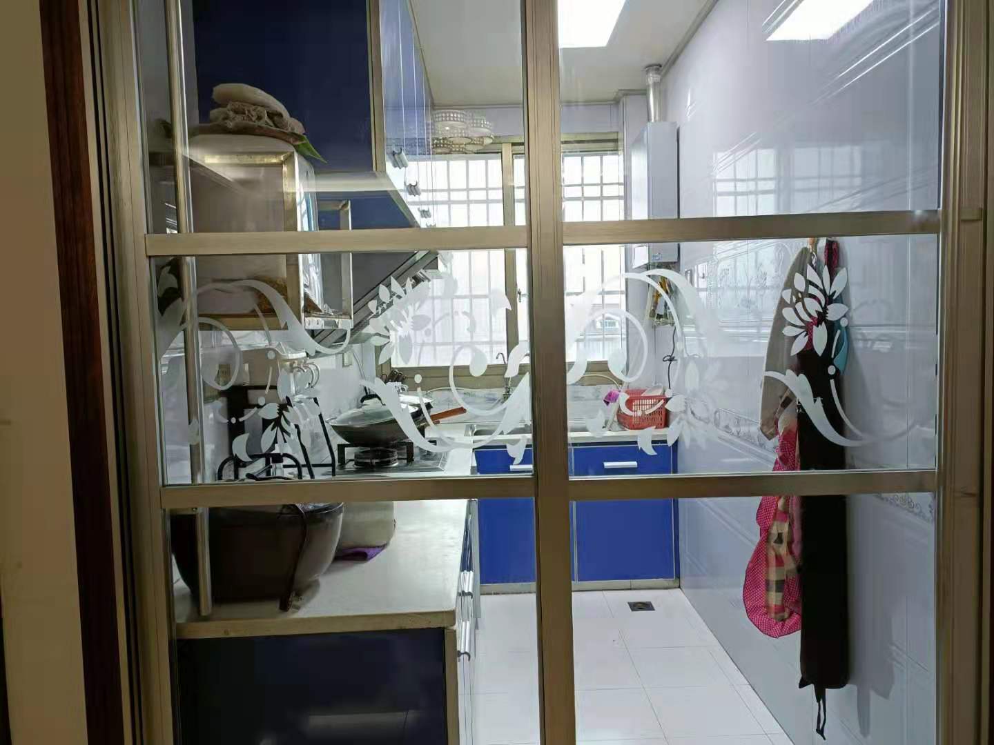 祥泰华园  3室2厅2卫    60.0万厨房