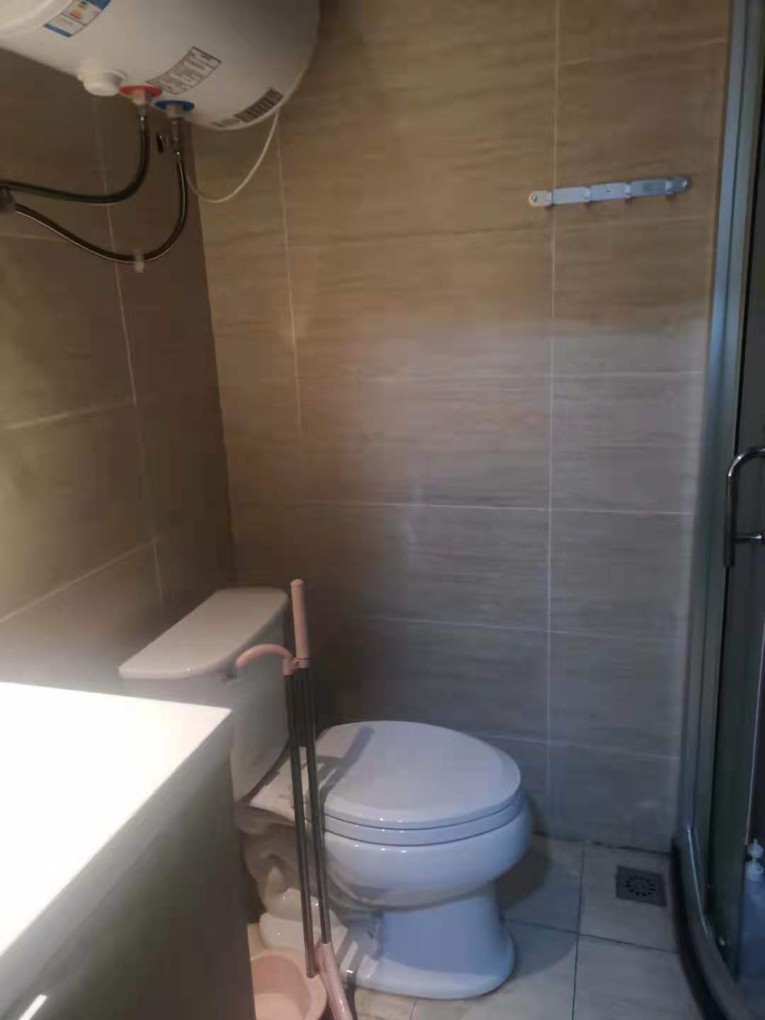 南湖国际4期 1室1厅1卫 1800.00元/月 南湖国际4期 1室1厅1卫 1800.00元/月室内图