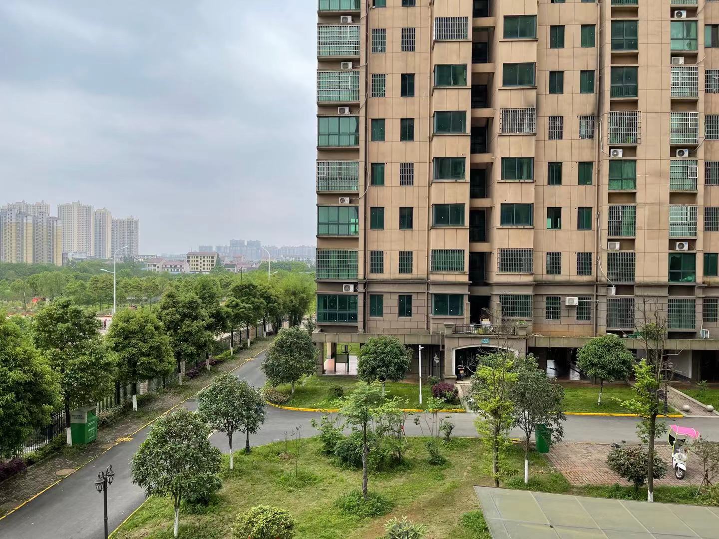 锦绣欣城  3室2厅2卫    79.8万 锦绣欣城  3室2厅2卫    79.8万小区图