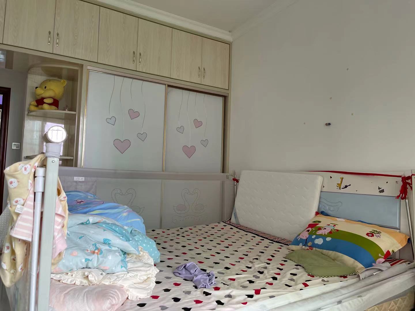 锦绣欣城  3室2厅2卫    79.8万客厅