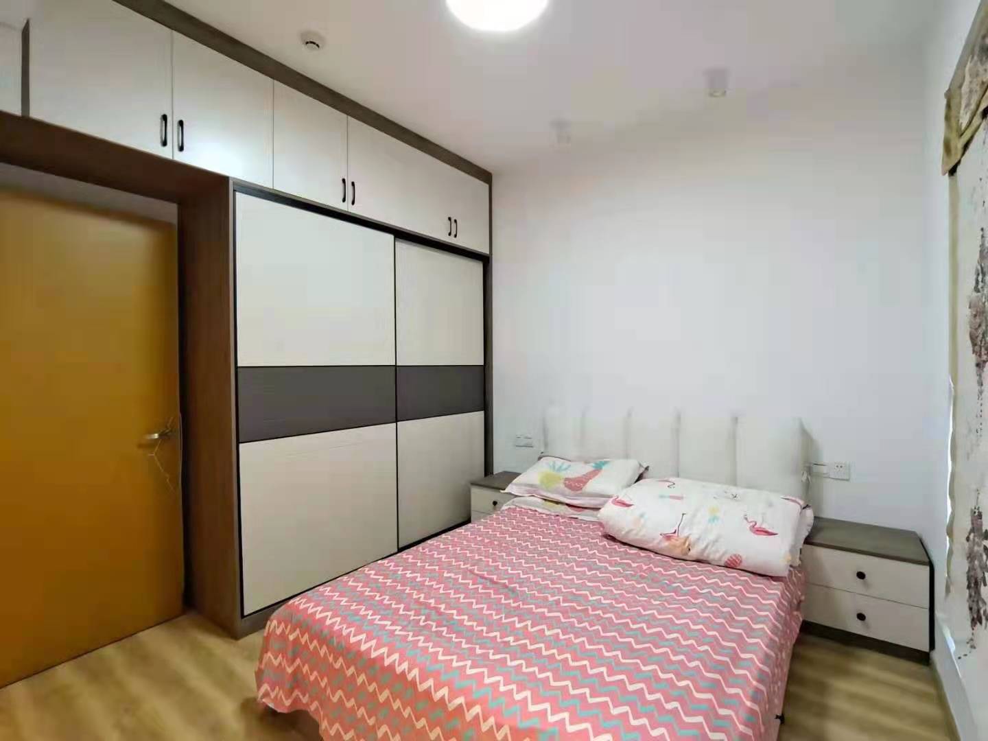 崇盛国际中心(柏石公寓)  2室1厅1卫    1800.0元/月 崇盛国际中心(柏石公寓)  2室1厅1卫    1800.0元/月室内图