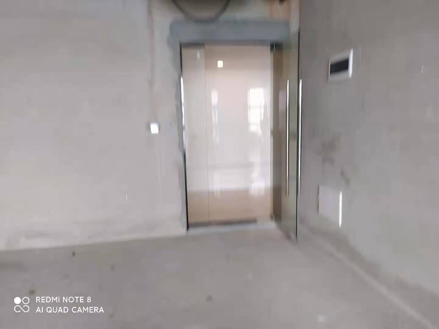 铂金时代 1室1厅1卫 1600.00元/月 铂金时代 1室1厅1卫 1600.00元/月室内图