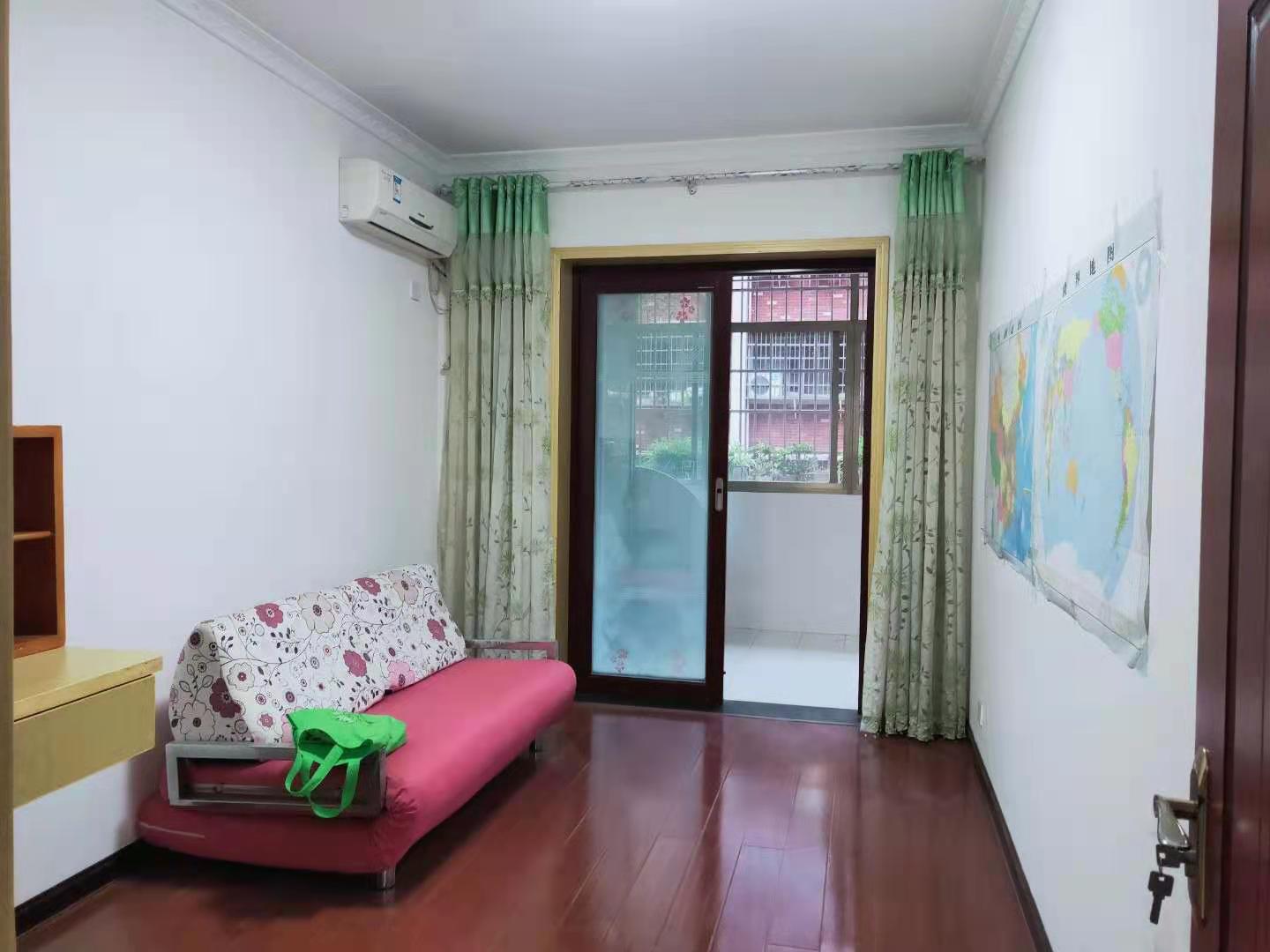 南珠苑 3室2厅2卫 80.8万 南珠苑 3室2厅2卫 80.8万卧室