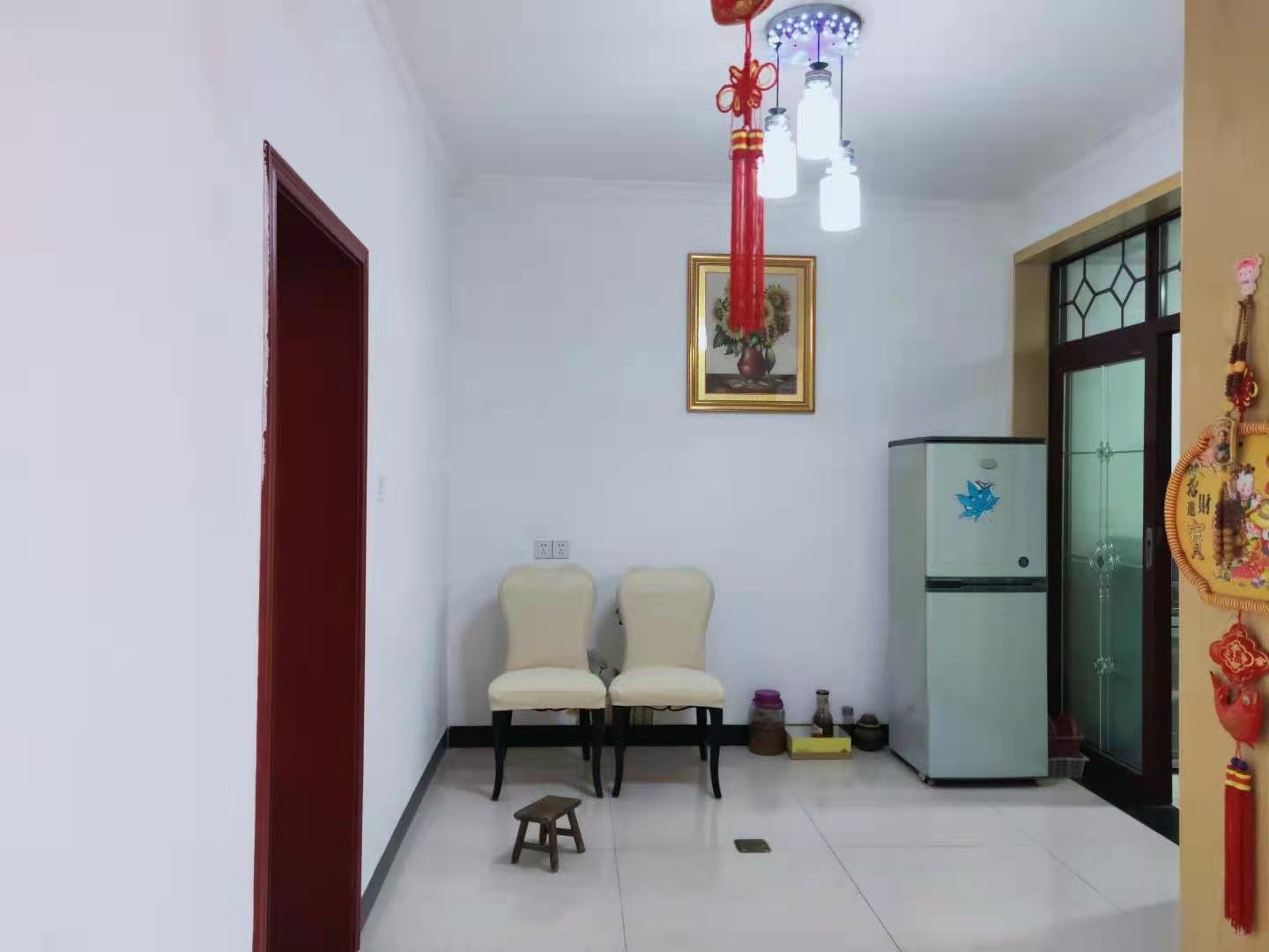 南珠苑 3室2厅2卫 80.8万 南珠苑 3室2厅2卫 80.8万客厅