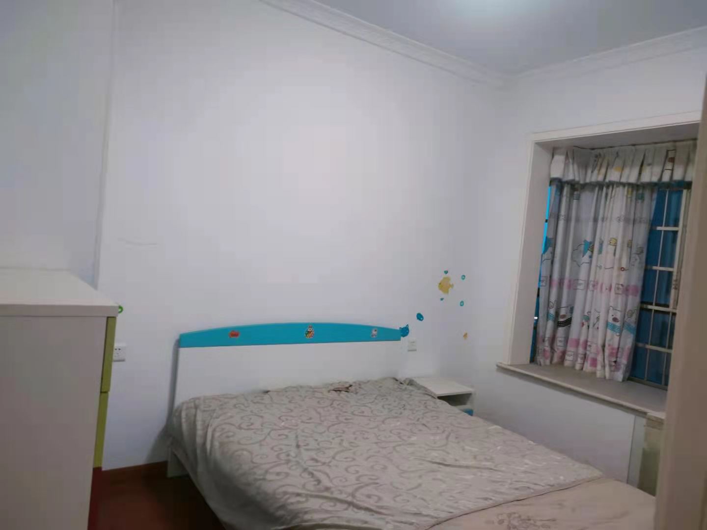 万豪城市花园  3室2厅2卫    89.0万 万豪城市花园  3室2厅2卫    89.0万卧室