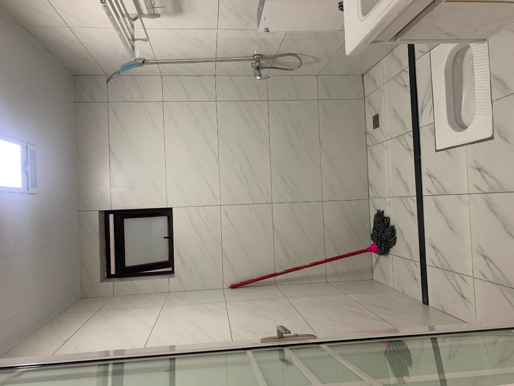 南湖世纪 3室2厅2卫 2500.0元/月 南湖世纪 3室2厅2卫 2500.0元/月室内图