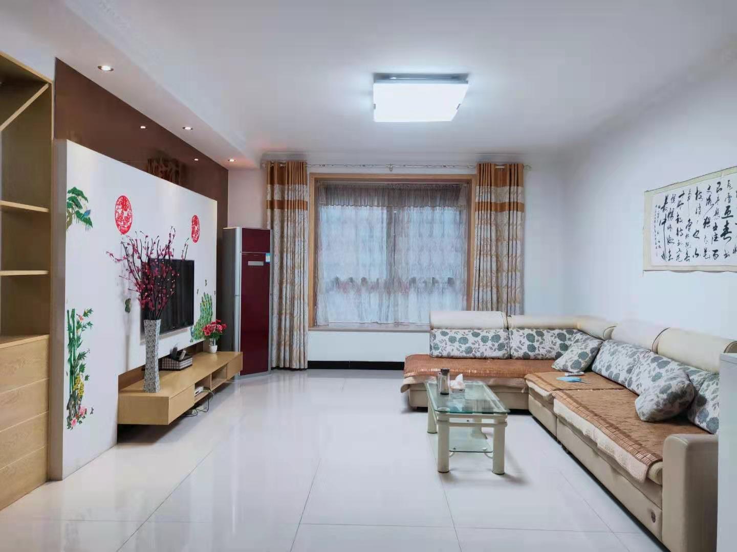 南珠苑 3室2厅2卫 80.8万 南珠苑 3室2厅2卫 80.8万客厅