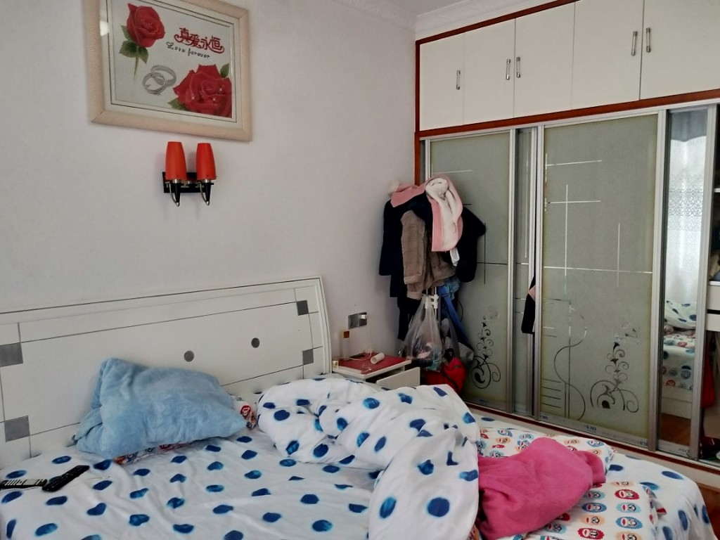 金谷市场  3室1厅1卫    58.8万 金谷市场  3室1厅1卫    58.8万卧室