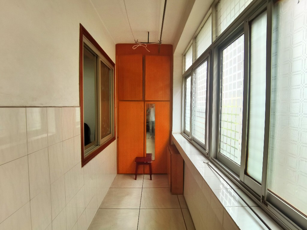 水竹二村 2室1厅0卫 35.0万 水竹二村 2室1厅0卫 35.0万客厅