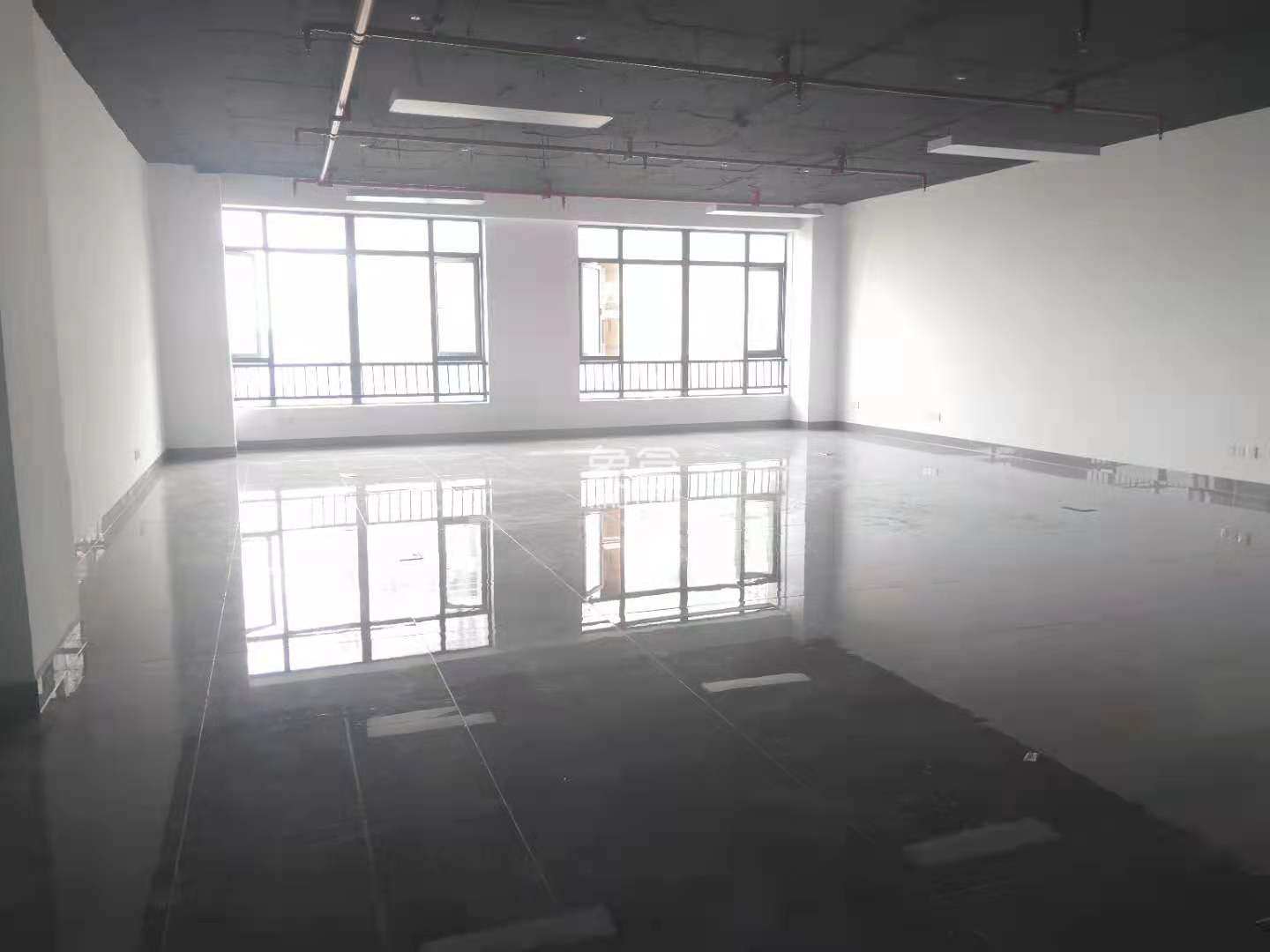 中建国际大厦   142.0㎡     4200.00元/月室内图