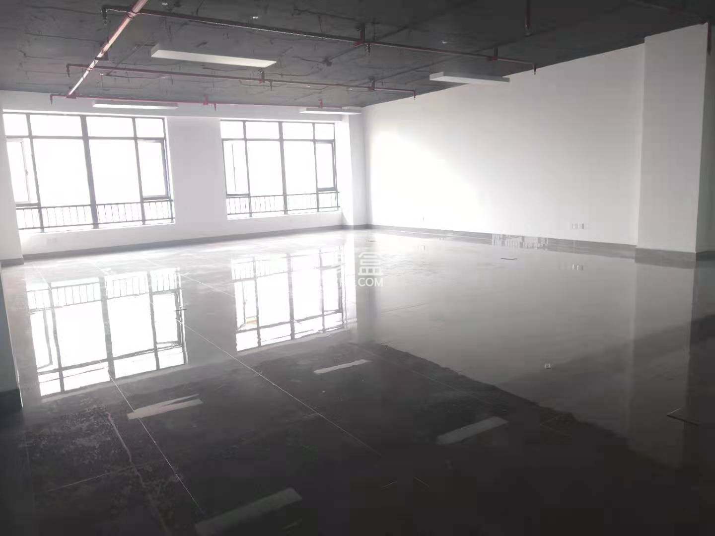 中建国际大厦   142.0㎡     4200.00元/月室内图