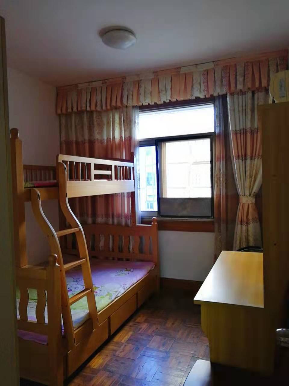 滨江一村  2室1厅1卫   1400.00元/月室内图