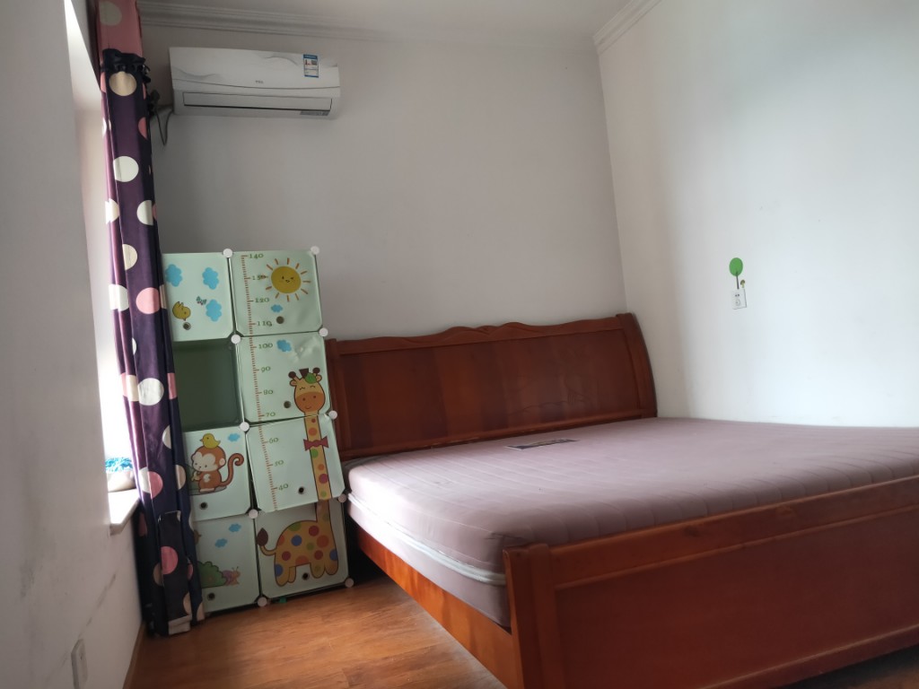 鑫苑鑫都汇(一期)  2室1厅1卫    2100.0元/月 鑫苑鑫都汇(一期)  2室1厅1卫    2100.0元/月室内图