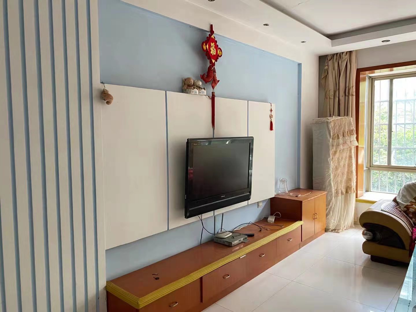 大众家园 3室2厅2卫 1600.0元/月 大众家园 3室2厅2卫 1600.0元/月室内图