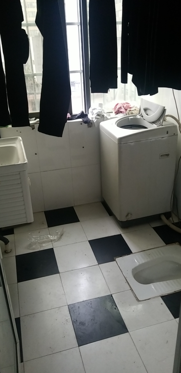 嘉顿新天地  1室1厅1卫    2600.0元/月室内图