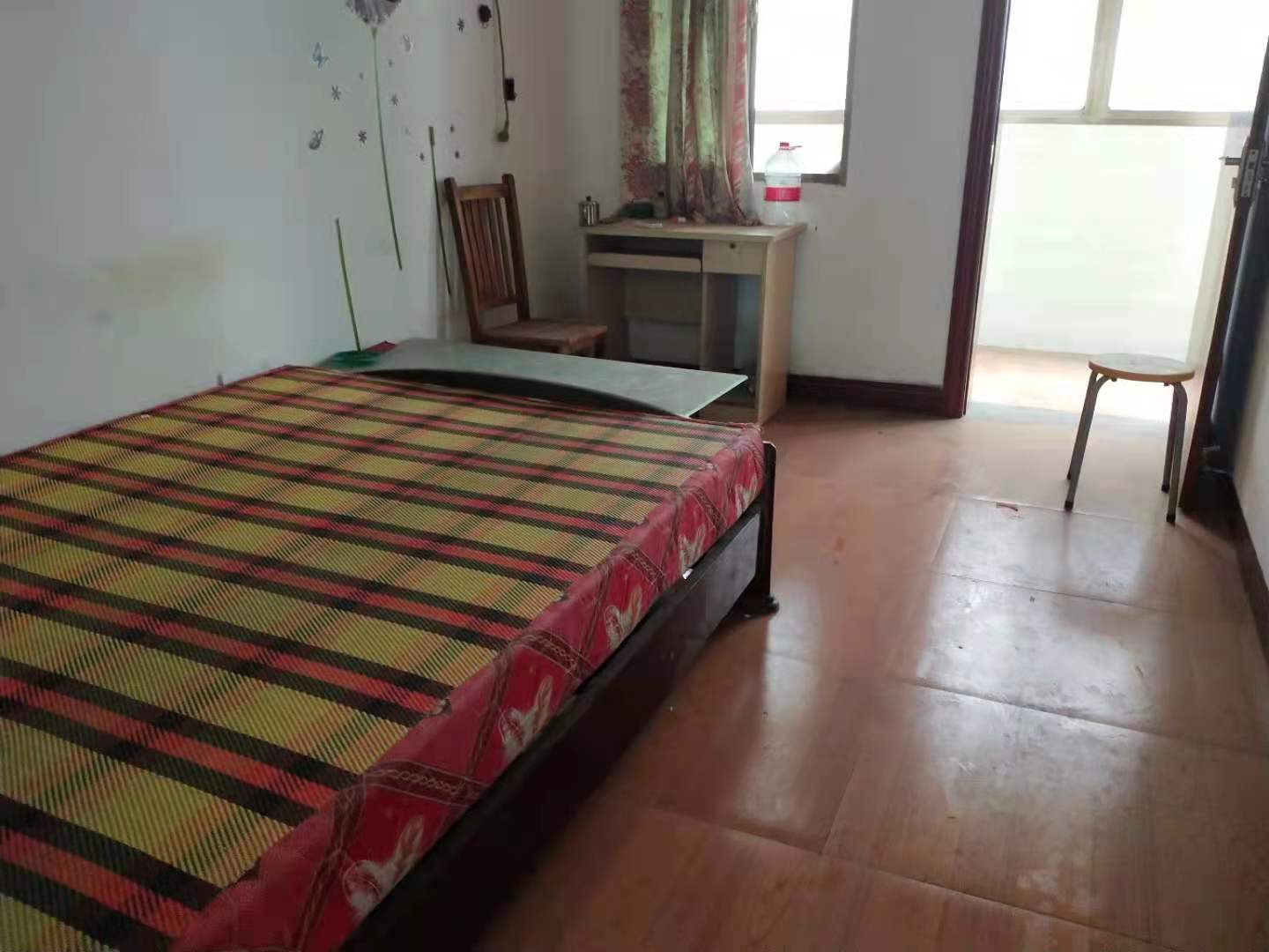 立新二社区  3室2厅1卫   1100.00元/月室内图