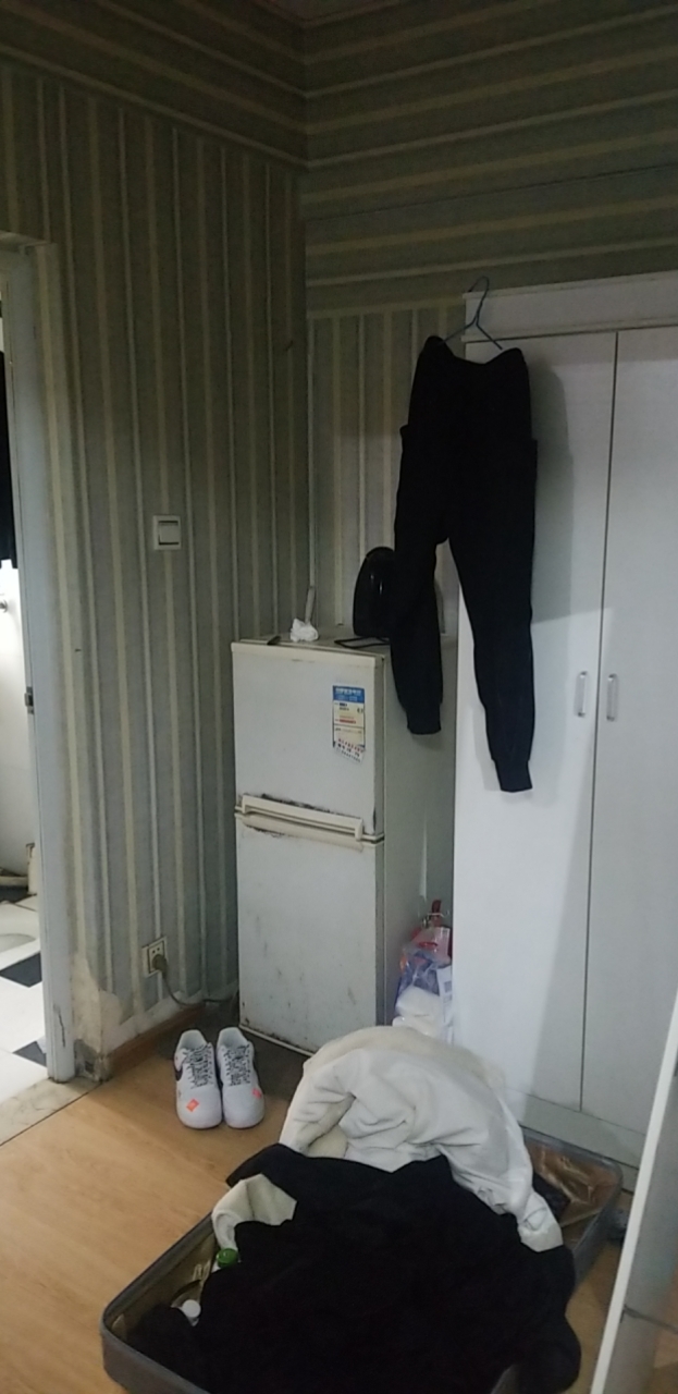 嘉顿新天地  1室1厅1卫    2600.0元/月室内图