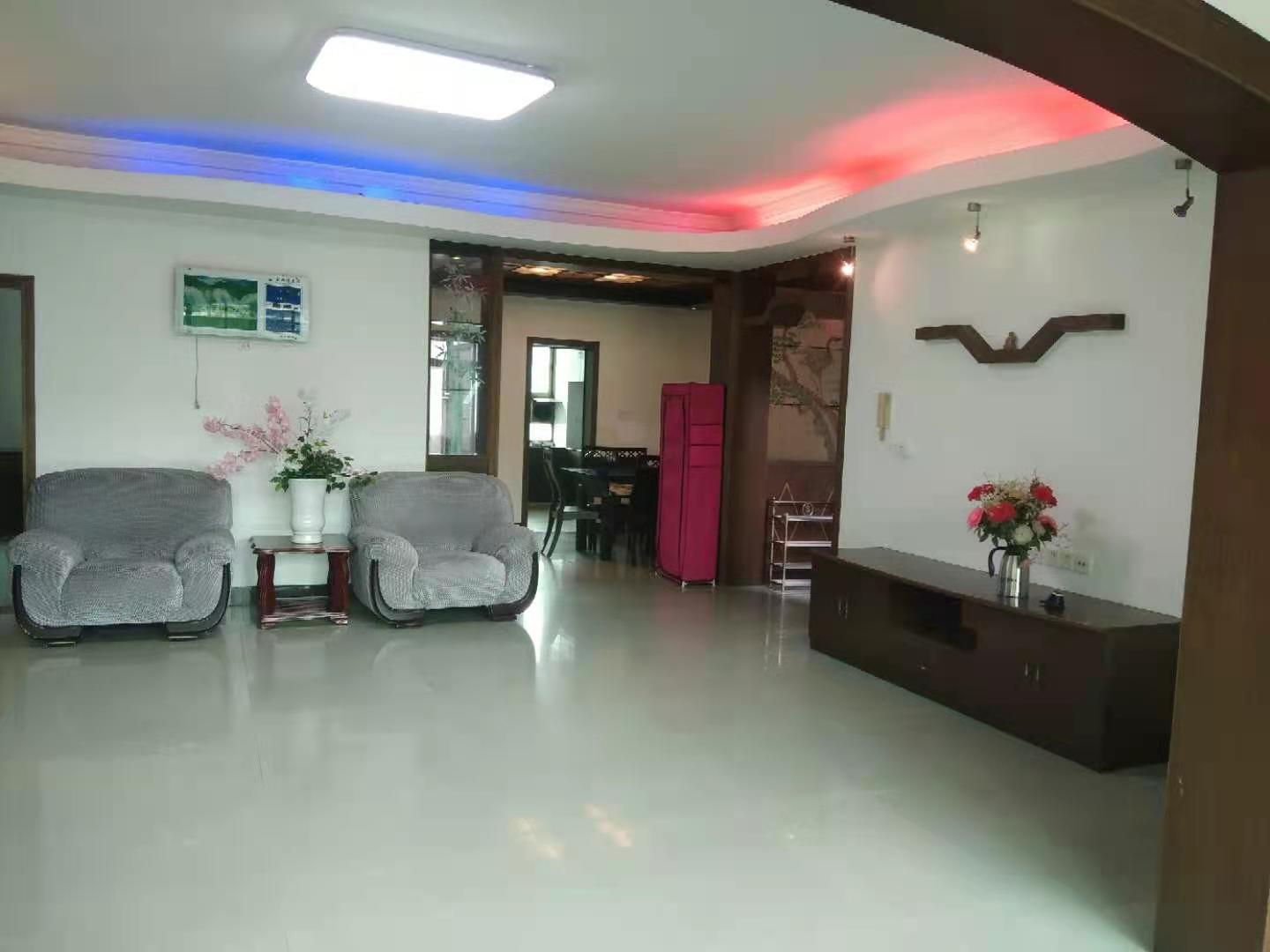 楚雄公寓 3室2厅2卫 58.8万 楚雄公寓 3室2厅2卫 58.8万客厅