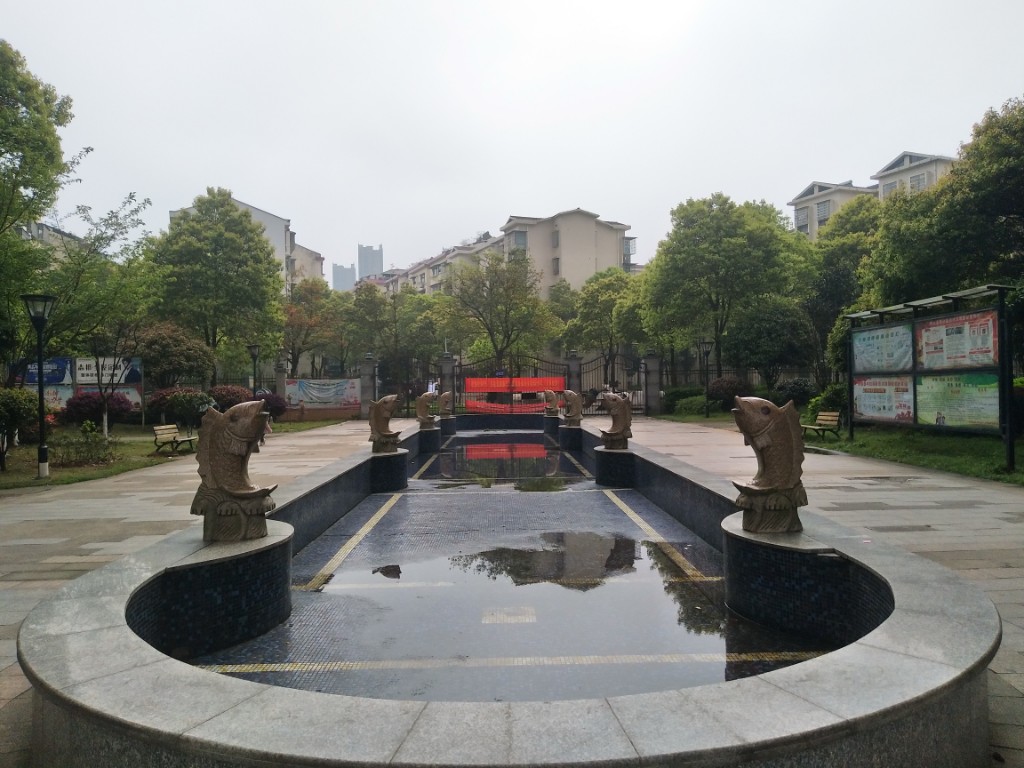 梓山豪苑  3室2厅2卫    92.0万 梓山豪苑  3室2厅2卫    92.0万小区图