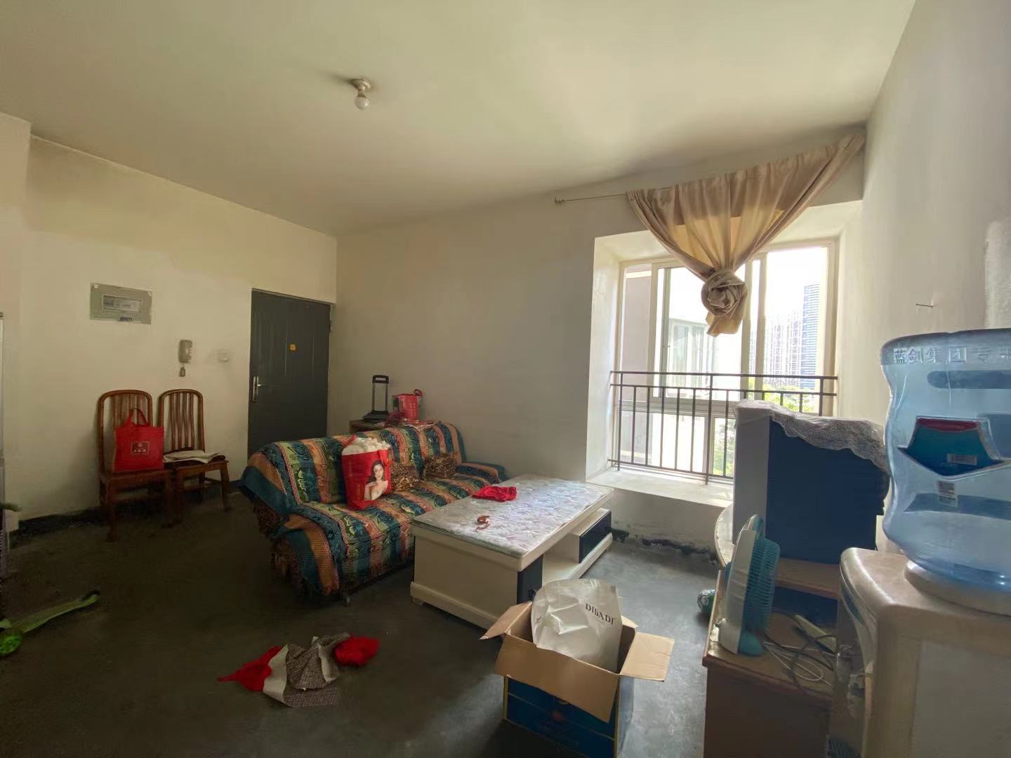 二江花园  2室2厅1卫    1100.0元/月 二江花园  2室2厅1卫    1100.0元/月