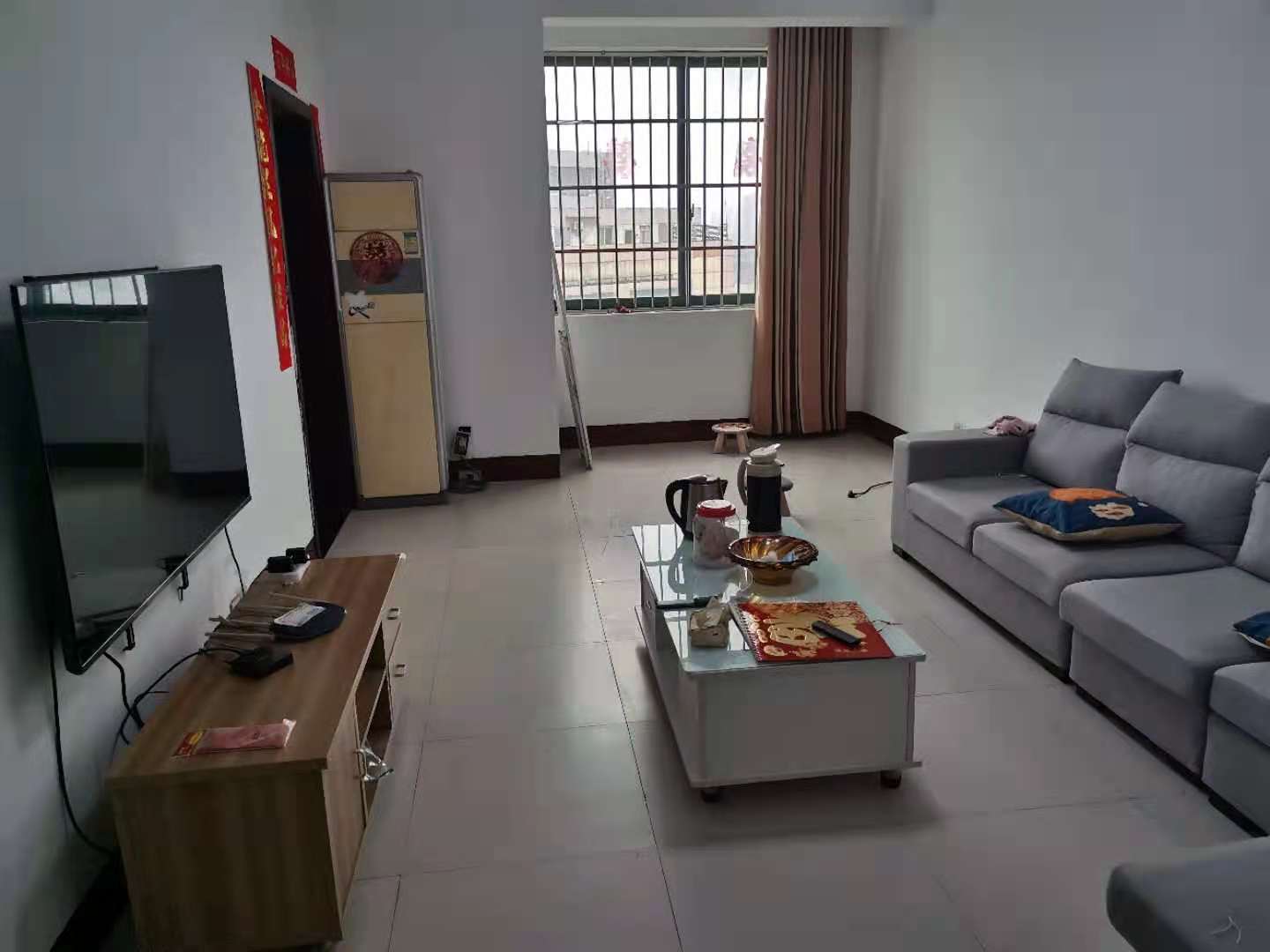 公园8号 2室2厅1卫 1600.0元/月 公园8号 2室2厅1卫 1600.0元/月室内图