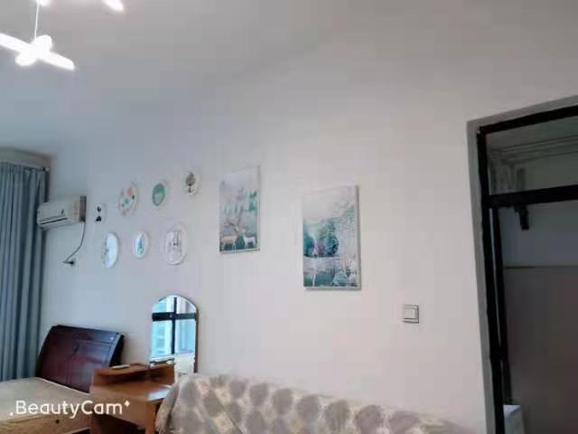 慈善大厦  1室1厅1卫    43.0万 慈善大厦  1室1厅1卫    43.0万客厅