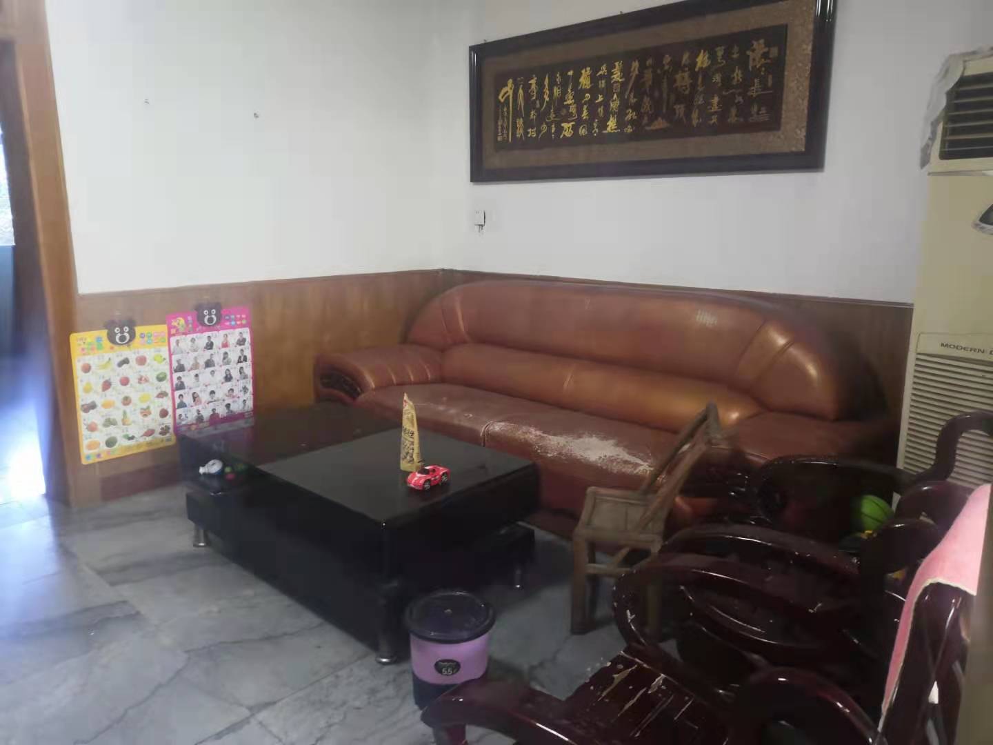 湘运小区金钩山路12号 2室1厅1卫 1200.0元/月 湘运小区金钩山路12号 2室1厅1卫 1200.0元/月室内图