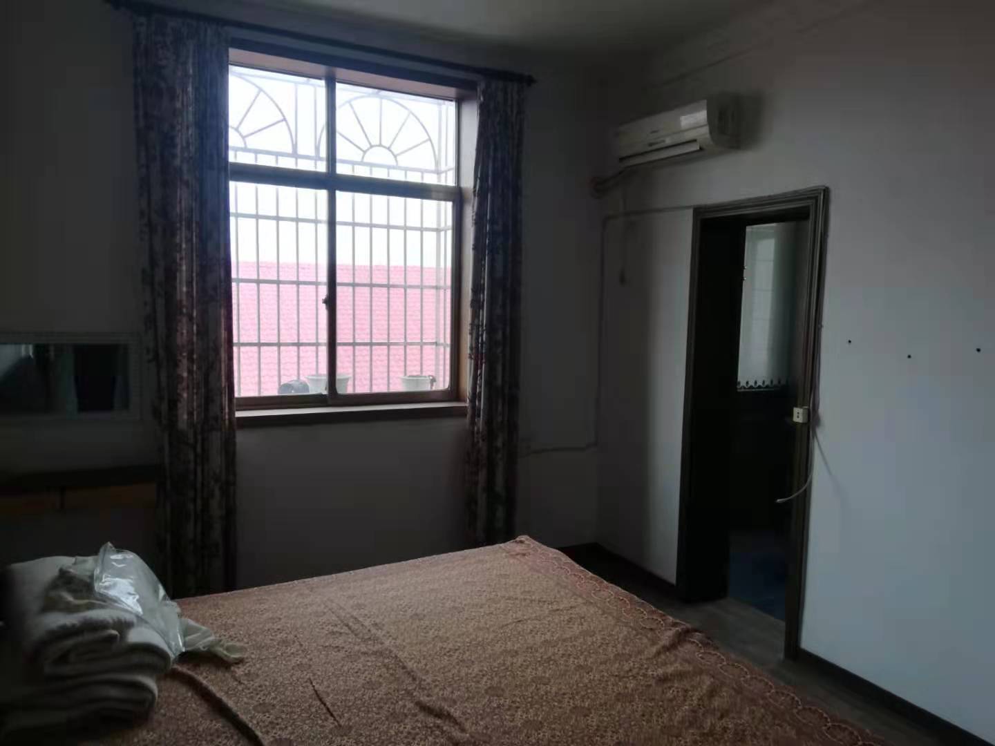 台家塅社区 3室2厅1卫 1300.0元/月 台家塅社区 3室2厅1卫 1300.0元/月室内图