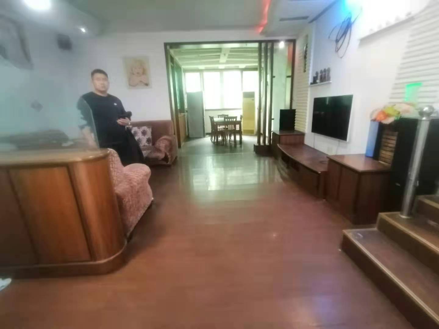 紫华园 3室2厅1卫 1500.0元/月 紫华园 3室2厅1卫 1500.0元/月室内图