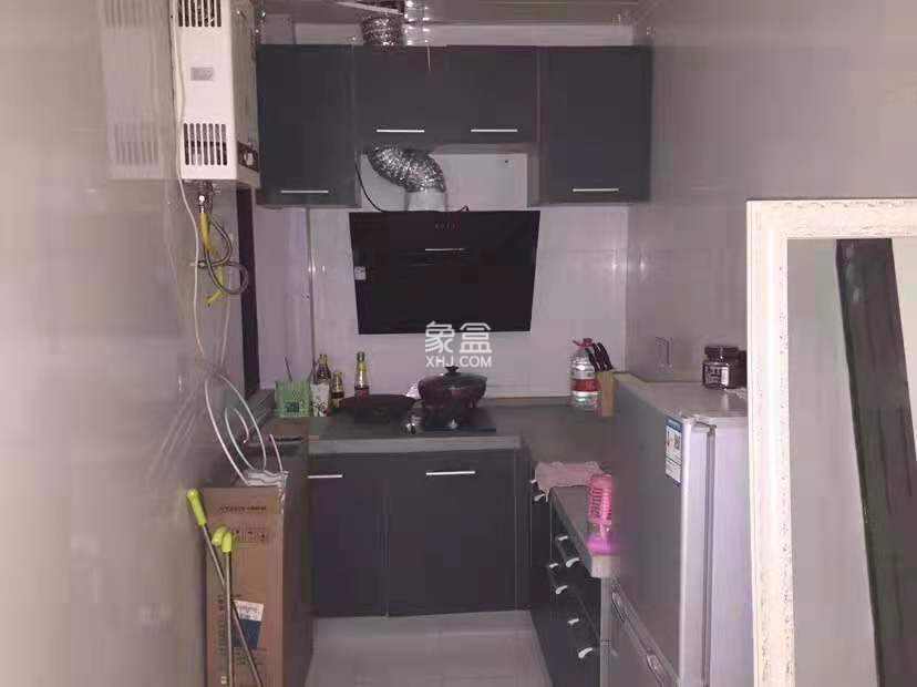 慈善大厦  1室1厅1卫    43.0万 慈善大厦  1室1厅1卫    43.0万客厅