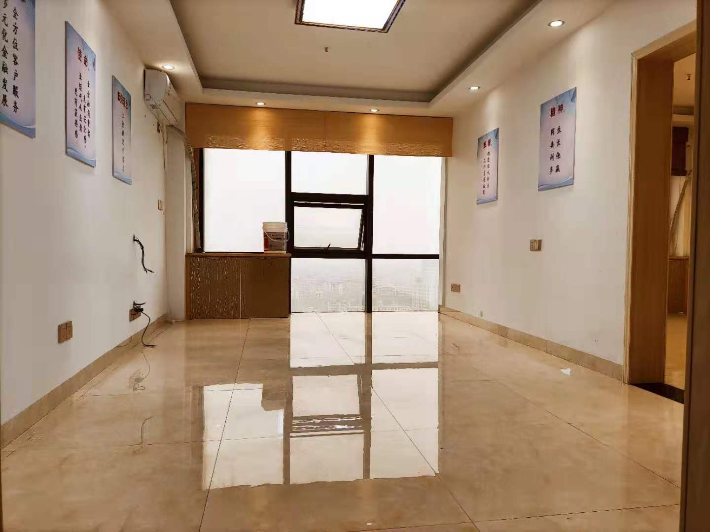 梓山湖公馆  1室1厅1卫    35.8万卫生间