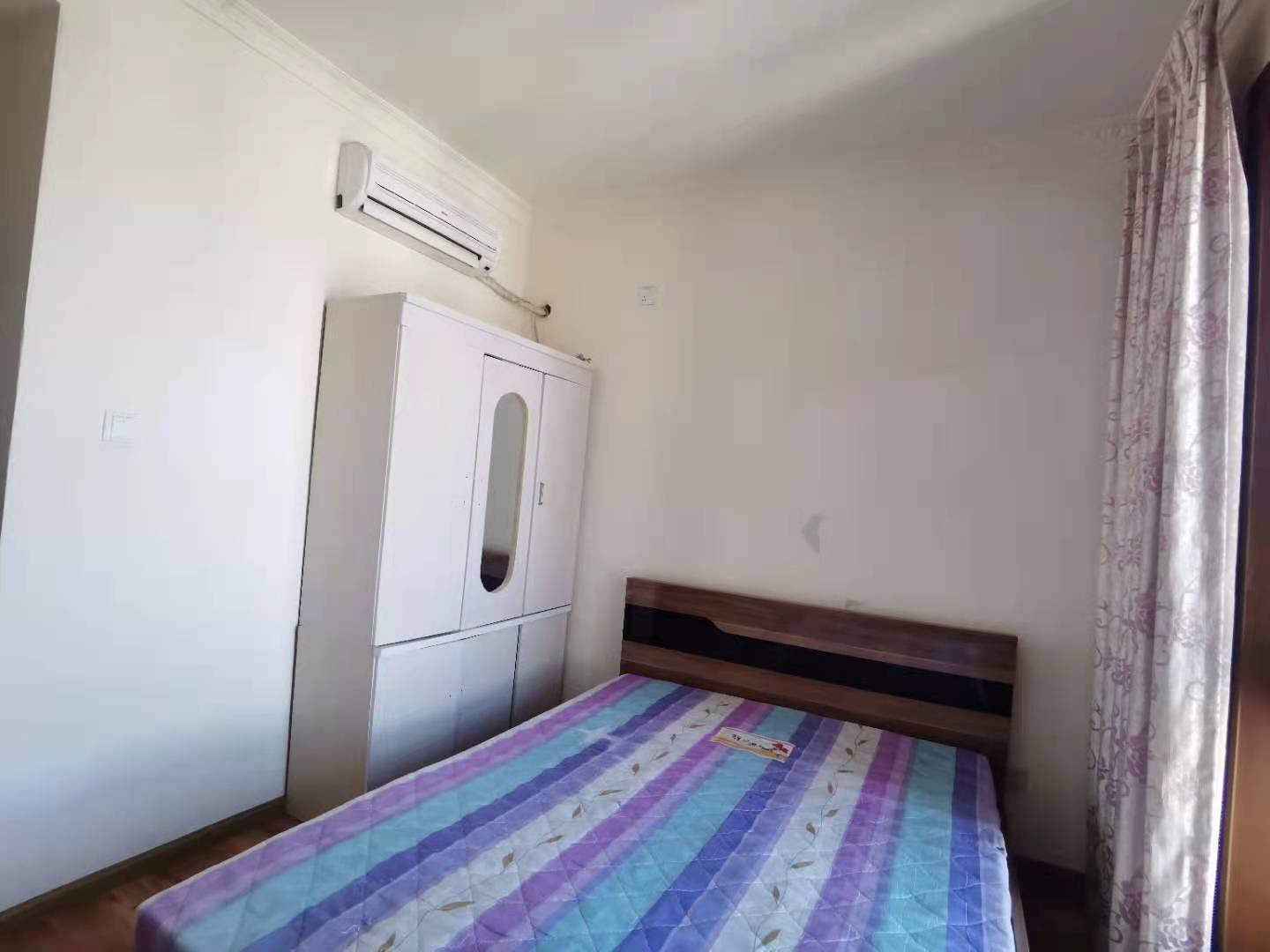 南湖国际1期  2室2厅1卫    2200.0元/月室内图