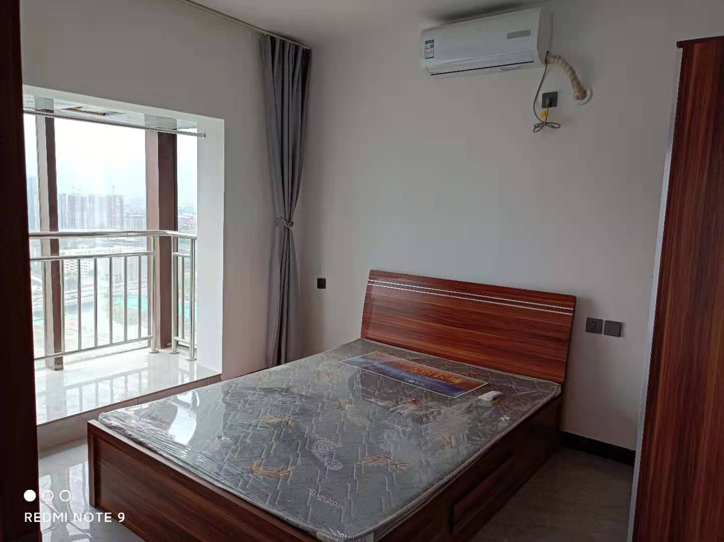 南湖半岛 2室1厅1卫 2200.0元/月 南湖半岛 2室1厅1卫 2200.0元/月室内图