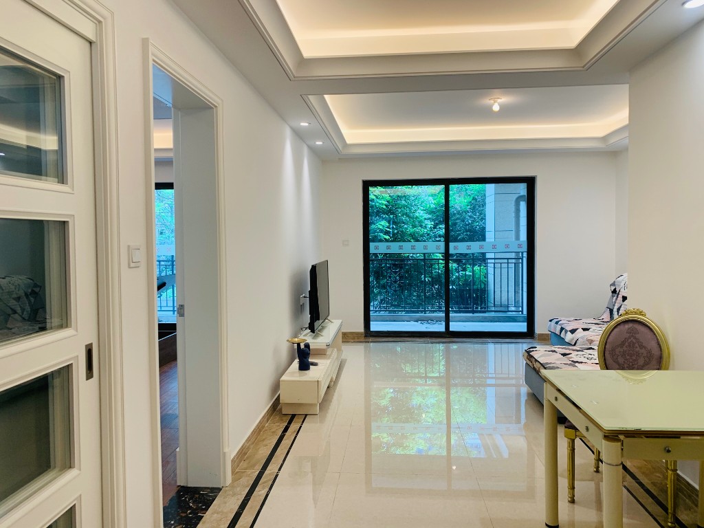 中海锦江城花涧一期  3室2厅2卫    2600.0元/月 中海锦江城花涧一期  3室2厅2卫    2600.0元/月户型图